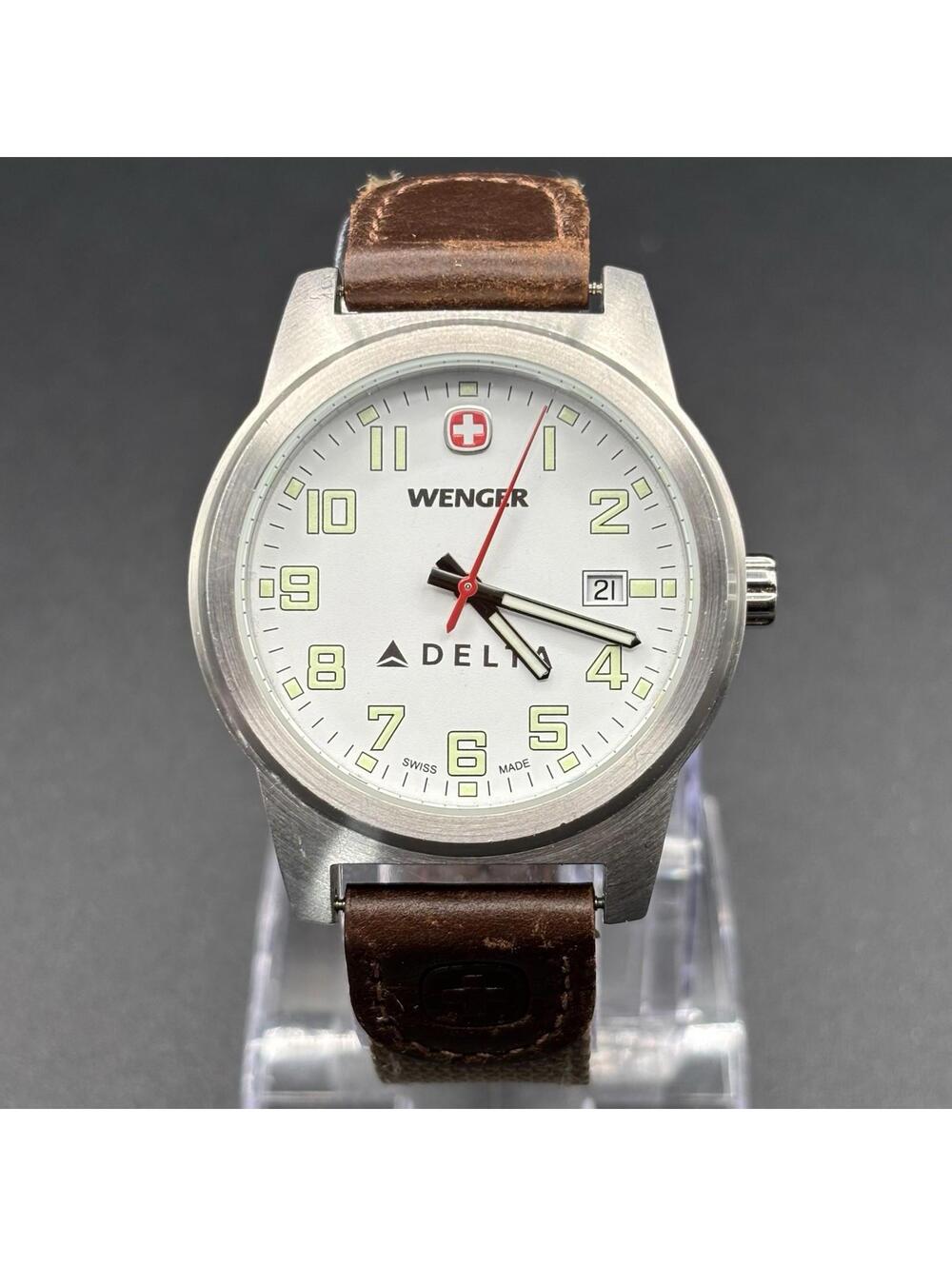 Wenger 0441.00 Delta Airlines Logo Brown Strap White Dial Date 41mm Swiss Watch